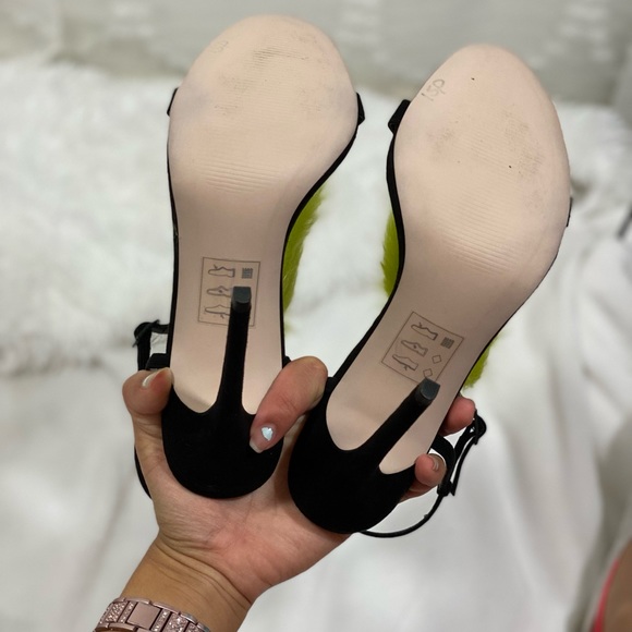 ASOS Hot spell Neón green faux fur stiletto heels size 6 - Picture 7 of 10
